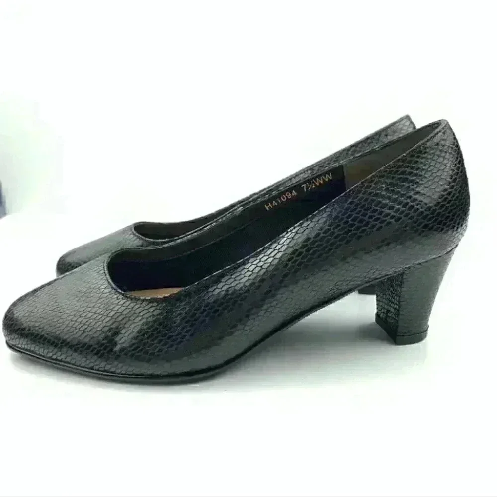 Ros Hommerson heels sz 7.5 WW black vintage 90s